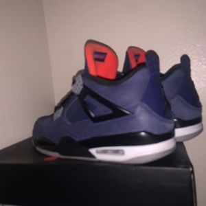 Jordan 4s size 10.5
